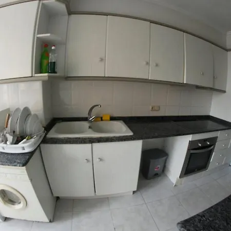 Daire 4 Bedrooms Ref Poeta 105 Beach/climatisation *