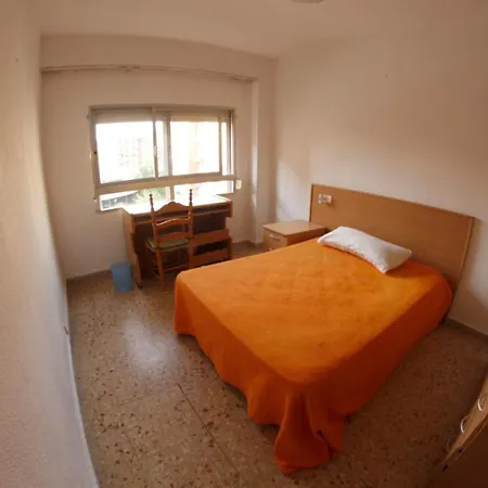 4 Bedrooms Ref Poeta 105 Beach/climatisation Daire