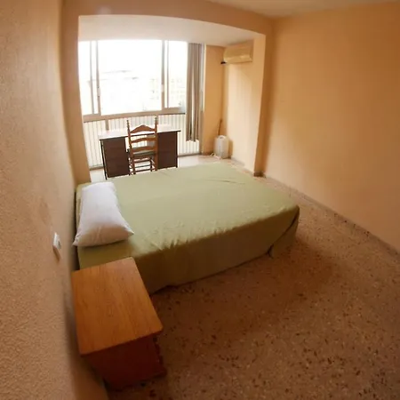 Daire 4 Bedrooms Ref Poeta 105 Beach/climatisation *